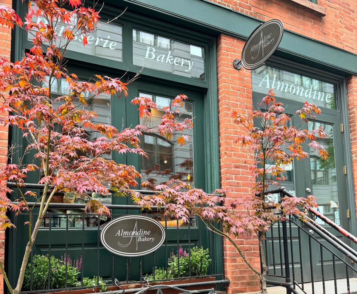 Almondine Bakery