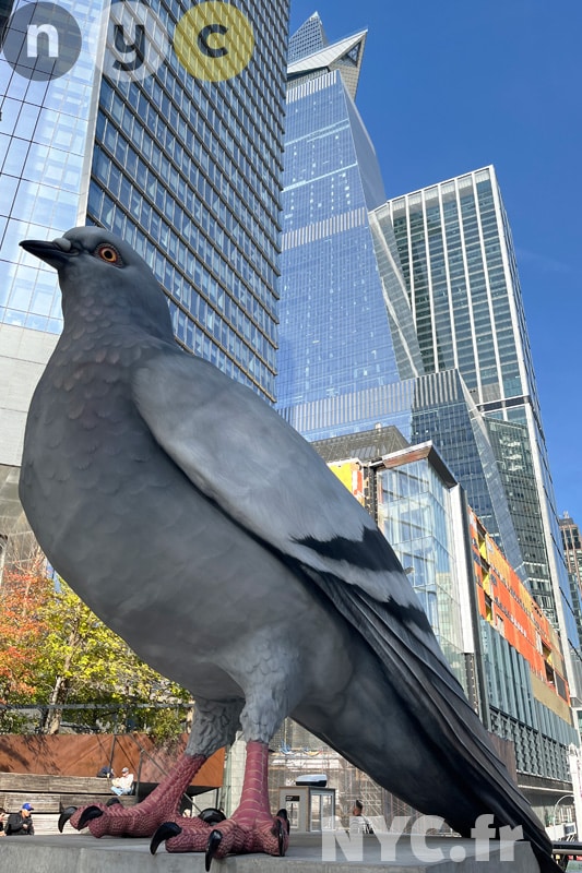 sculpture de pigeon dinausor hudson yards