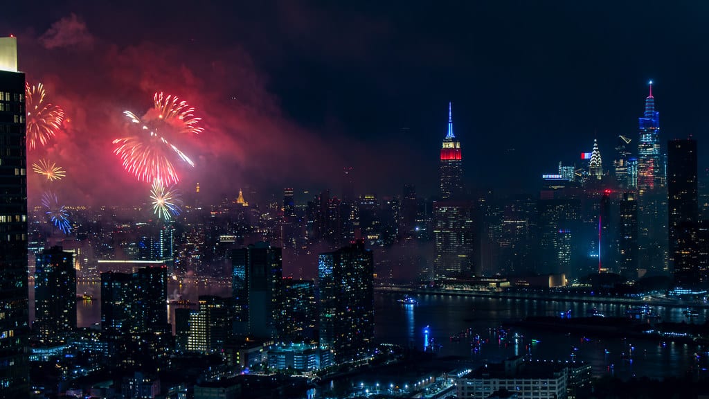 Feu d'artifice du 4 juillet 2022 avec l'Empire State Building
