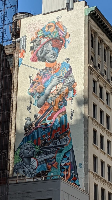 The Gilded Lady de Tristan Eaton