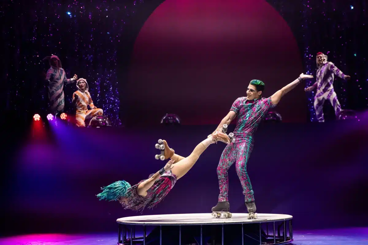 'Twas the Night Before... par le Cirque du Soleil